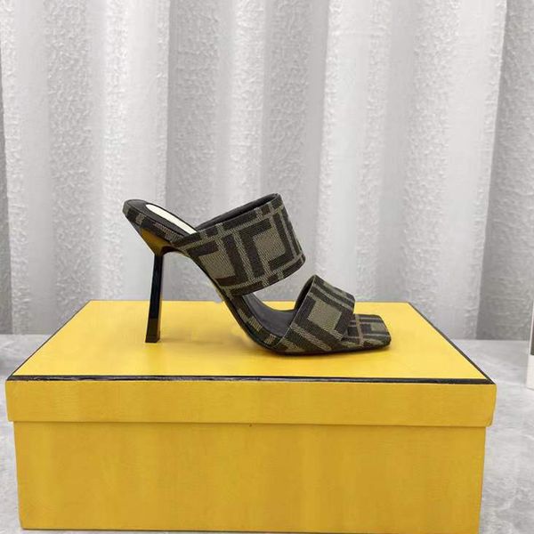 Pantofole con tacco a spillo con punta quadrata di alta qualità Sandali con tacco alto Pantofole da donna Sandali da 10 cm 6 cm e scarpe di fabbrica di design di lusso alla moda