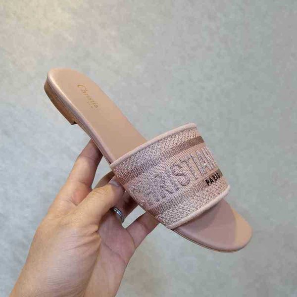 

high edition d family embroidered slippers flat bottom di or leisure beach vacation one line slipper sheepskin thick heel sandals zlh, Black