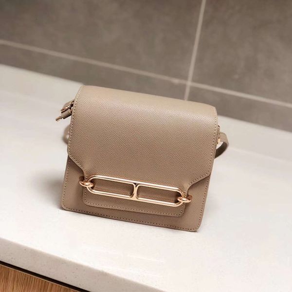 

new women's pig nose cowhide organ bean curd single shoulder bag, slanting small square bag