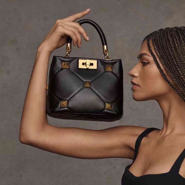 

2021 new leather bucket bag big rivet diamond shoulder messenger small square sheepskin 2 strap portable female