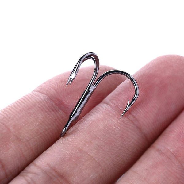 

20pcs portable fishing hooks set three claw hook for outdoor fishing 2021