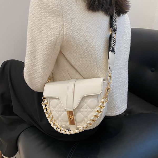 

design purse small bag female new fashion saddle leisure simple women's woven chain diagonal cross