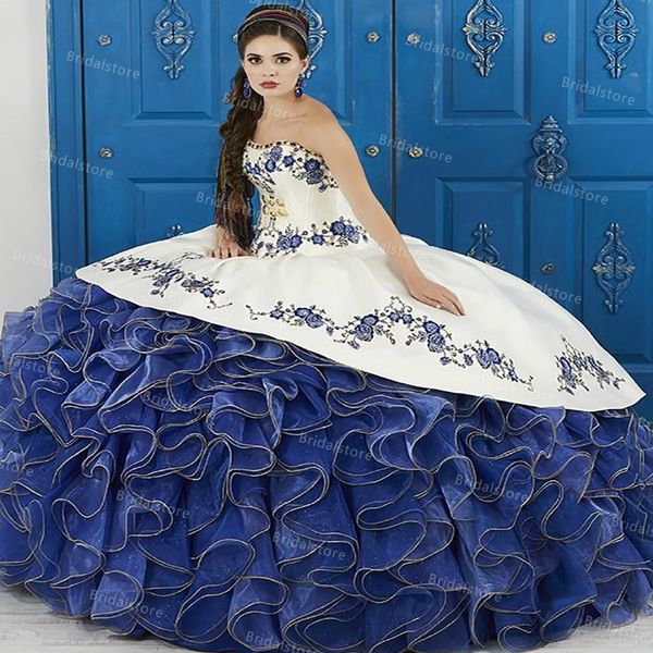 Роскошные голубые и белые платья Quinceanera старинные без бретелек Amplique Corset Sweet 16 Princess Ball Clange Prom Press Organza Vestidos de 15 Anos