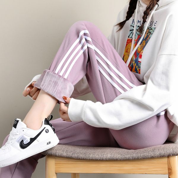 

2020 korean new diamond velvet knickers womens warm velvet pants loose thickening sweatpants pantalones de mujer, White