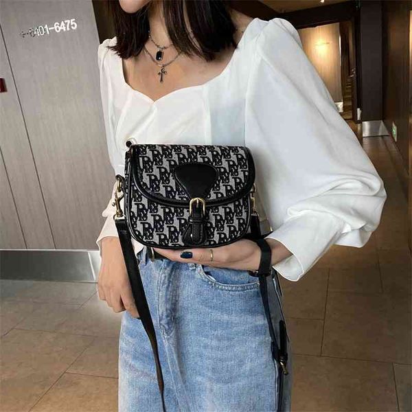 

2022 factory wholesale new model popular women's french ins chain single shoulder messenger style bag