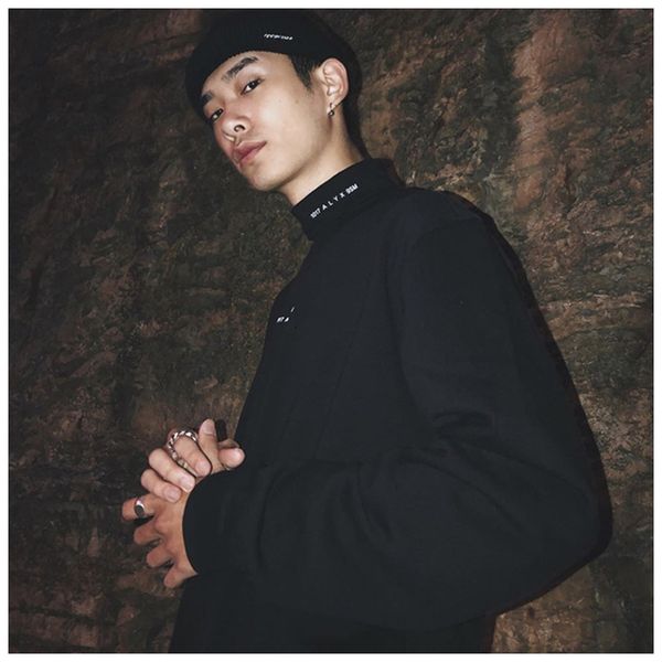 

2021 new high collar letter print bottoming shirt men's solid color long sleeve t-shirt trendy cotton for men and women ks2s, White;black