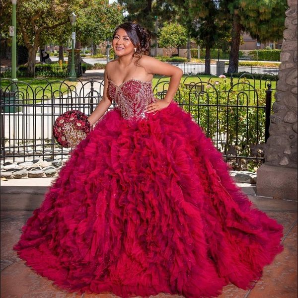 Sweetheart Abiti Quinceanera Ruffles Glitter Sweet 16 Abiti In rilievo di cristallo Vestido De 15 Anos Lace Up Tulle Abito da ballo 326 326