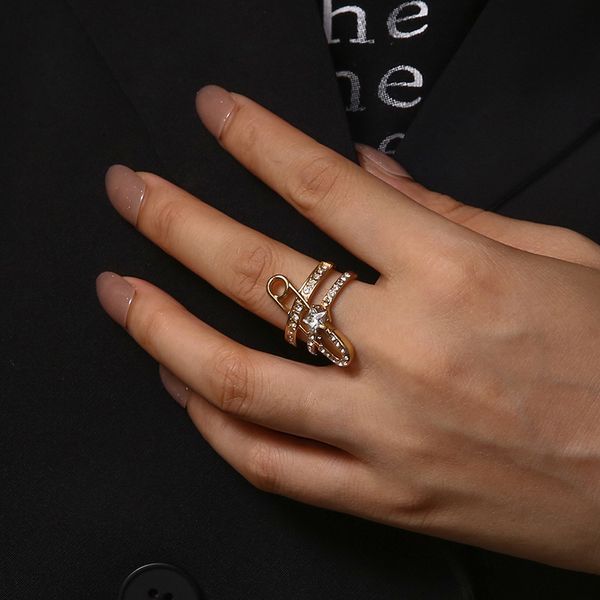 

s2590 fashion jewelry star rhinestone clip ring opening adjustable rings, Silver