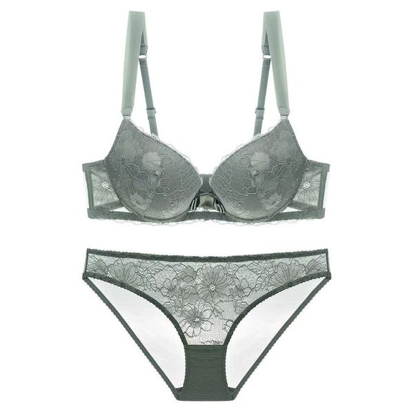 

fashion design and fashionable lace embroidered bra suit, Red;black