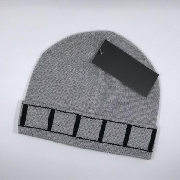 2021 Atacado Inverno Chapéus Chapéus Mulheres Bonnet Engrossar Goselhas com Real Raccoon Pós Pomotas Quentes Garota Caps Snapback Pompon 47