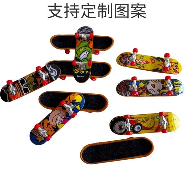 

direct pattern finger skateboard children's toy creative fingertip alloy skateboard gift other slide toys