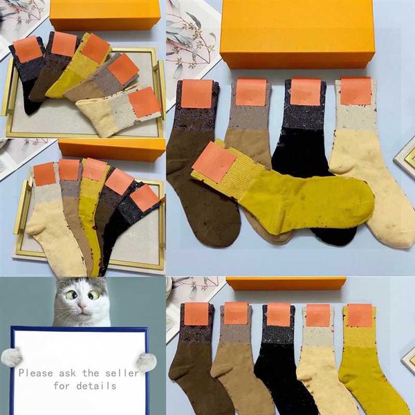

sdg5x set pet dog letter luxury socks soft washing cotton warm antiskid paws dirts medium socks away easy quality colorful designer dog, Black;white