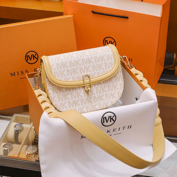 

2021 trend versatile ivk letter messenger bag single shoulder women's wide belt semi-circular saddle