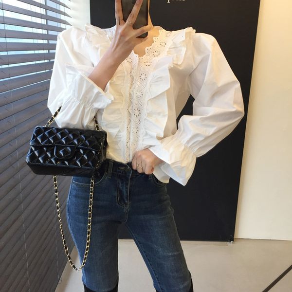 

2021 japanese style spring and autumn shirt new fashion casual simple lace cuffs v-neck hem tozf, White