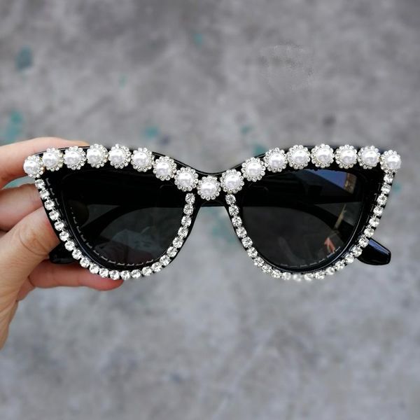 

pearl rhinestone retro vintage cateye sunglasses for women plastic frame mirrored lens uv protection cat eye sunglasses, White;black