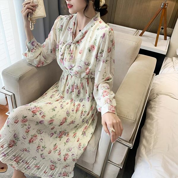 

casual dresses mid-autumn 2021 long bow pleated floral sleeve chiffon dress plus size women fashion clothing black, Black;gray