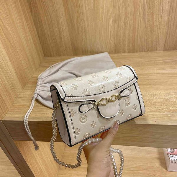 

2022 factory wholesale female summer fashion mobile phone printed pearl mini box bag fashionable one shoulder messenger bag