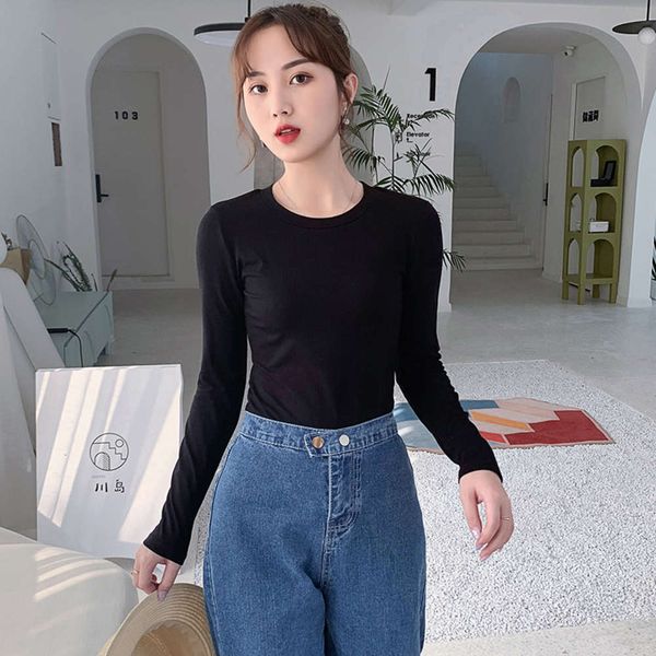 

autumn and winter long sleeve bottomed shirt female black fashion tight round neck with large cotton t-shirt korean version, White
