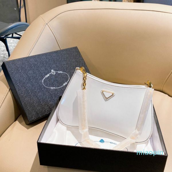 

fahion luxury women purses handbags designers saddles single shoulder bags small baguettes underarm hobos patent leather with triangle lette