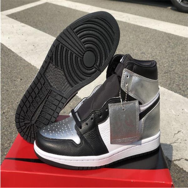 

2021 shoes silver 1 high og 1s metallic toe outdoor original men women release authentic black wmns sneakers trainers with white box slwbo