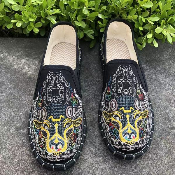 

autumn and winter fashion outdoor men's shoes size 38-44