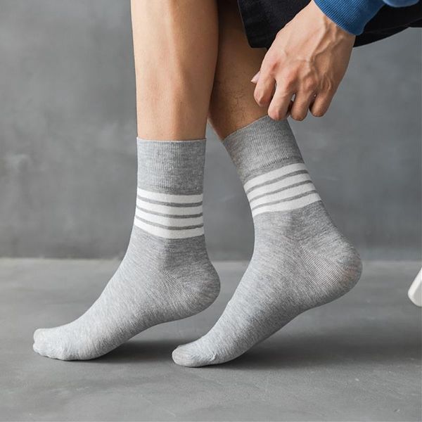 

men's socks korean version of aautumn and winter horizontal strips wild black white punk retro hip hop sports cotton