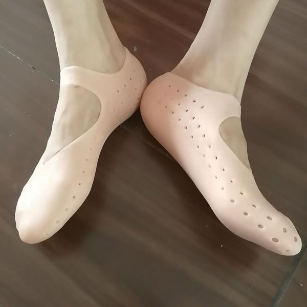 

sports socks 1 pair silicone foot chapped care tool moisturizing gel heel cracked skin protector pedicure health monitors massager, Black