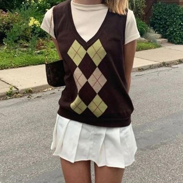 

women's sweaters argyle pattern v neck knitted sweater vest women 2021 autumn sleeveless plaid casual pullover y2k streetwear outfit, White;black