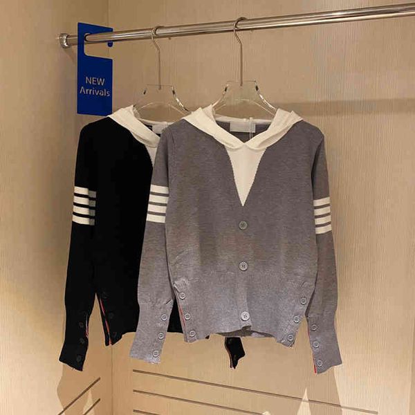 

women's new style autumn striped shirt with thin waist and small hat, White