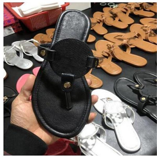 

2021 classic woman sandals lsummer sandals metal buckle leather women shoes high heeled shoes coarsewith box slippers large size 35-42, Black