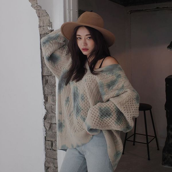 

2021 new autumn korean retro v-neck irregular print medium-length full sweaters women 55z1, White;black