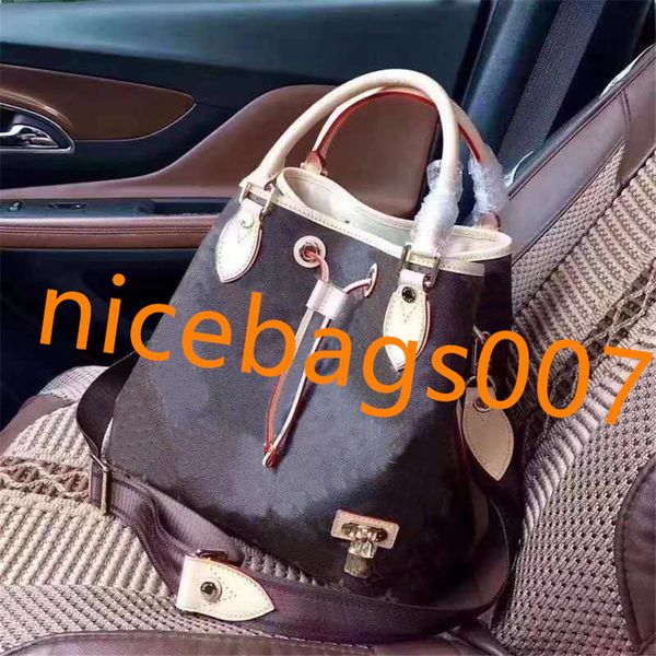 

2021 womens lock crossbody superior suppliers tote bag makeup credit leather trend woman shoulder lady fashion camera handbag women mini pur