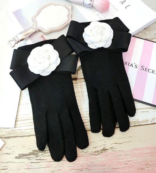 

five fingers gloves autumn winter thick warm wrist cashmere touch screen ladies fashion black bow-tie camellia mittens female agl101, Blue;gray