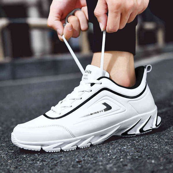 

huili men's shoes autumn leather sports small white lightweight soft soled waterproof running anti odor travel, Black