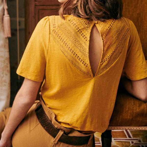 

new hollow out t femme short sleeve v neck lace patchwork 2021 backless vintage tees chic elegant women tee shirt apxx, White