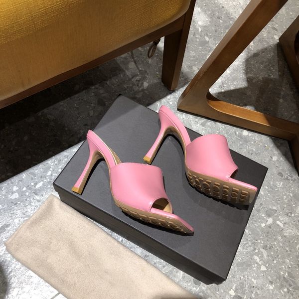 

2021 fashionable luxury pink girl designer fashion sandals heel slippers shoes, Black