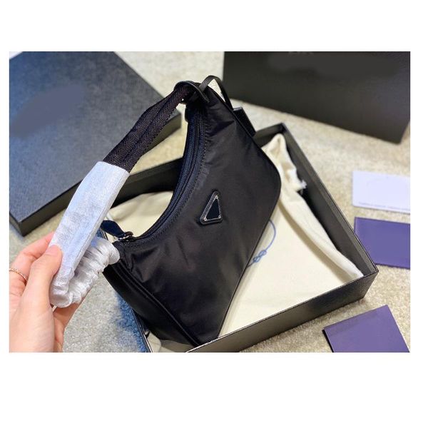 

totes underarm bag 2021 nylon baguette handbag single shoulder handbags