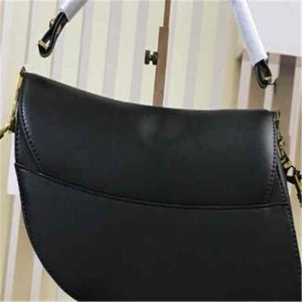 

vintage tote embroidered shoulder handbag buckle bag classic genuine handbags horseshoe messenger women strap leather purse khvdq