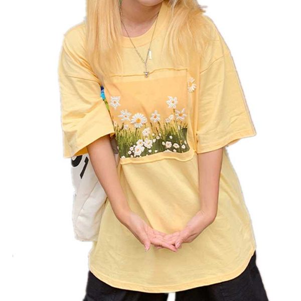

women's t-shirt 2021 summer est women floral daisies embroidery tshirt harajuku street fashion vintage tee shirt casual loose cute top, White