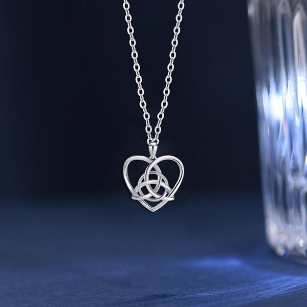 

pendant necklaces elegant knot triangle vintage love heart necklace personlaity jewelry creative gift for ladies and girls, Silver