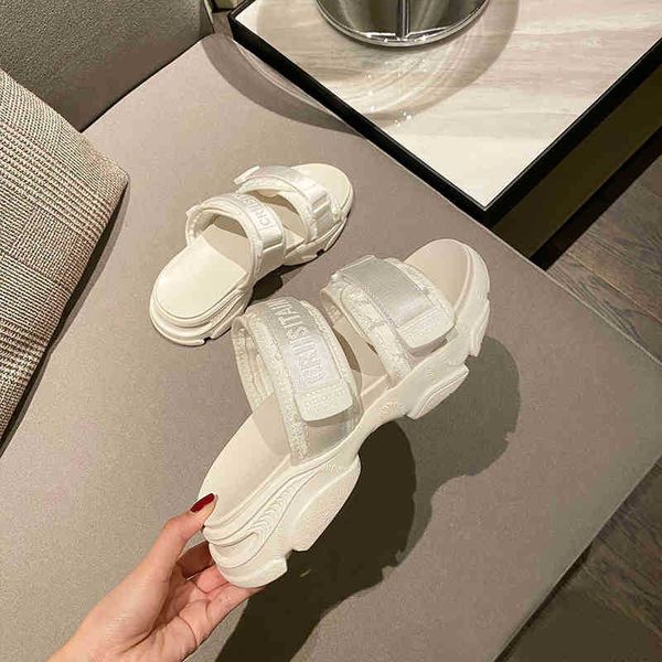 

slippers sandals thick bottom slippers for women to wear in summerzly, Black