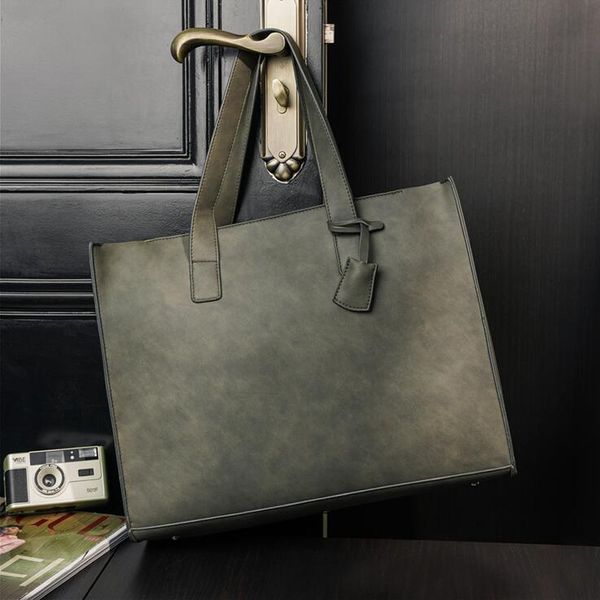 

factory wholesale mens leathers shoulder bags retro crazy horse leather handbag simple horizontal large messenger bag outdoor leisure froste