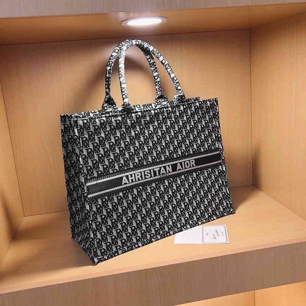 

2022 factory wholesale new female trendy net red high-capacity with canvas tote, Black;red