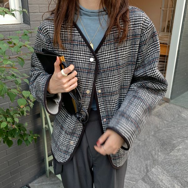 

2021 Ol New Autumn Winter Coat Women Vintage Elegant Faux Lamb Wool Liner Thick Warm Jacket V-neck Loose Plaid Parkas Female 0xyu, Black
