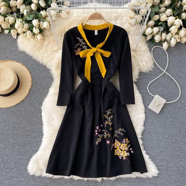 

casual dresses a258 women fashion round neck retro autumn embroidery slim a-line dress long sleeve elegant clothes vestidos de mujer, Black;gray