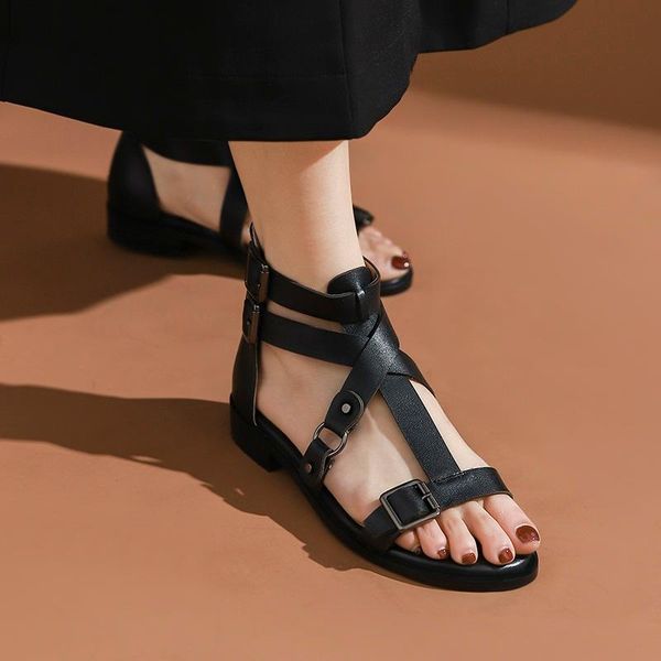

new fashion summer shoes woman sandals brand low heels black brown t-strap rome style dress casual shoes gladiator sandals 34-40