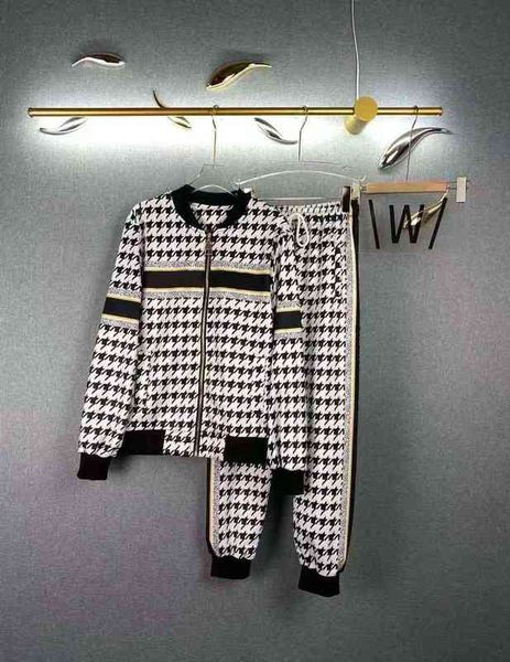 

2022 factory wholesale new autumn thousand bird check printed zipper coat harlan trousers fashion leisure two-piece set women 2r2m, Gray