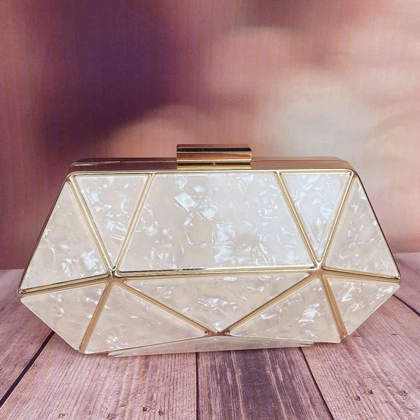 

2021 fashion personalized women's bag square acrylic splicing banquet hand chain