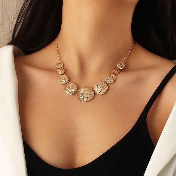 

nz0922 jewelry punk fashion celebrity alloy coin size single layer necklace, Silver