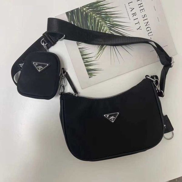

women luxurys designers bags 2021 designer handbags multi pochette crossbody bag zhouzhoubao123 louisbags_18 hanghhangbag wide shoulder czac